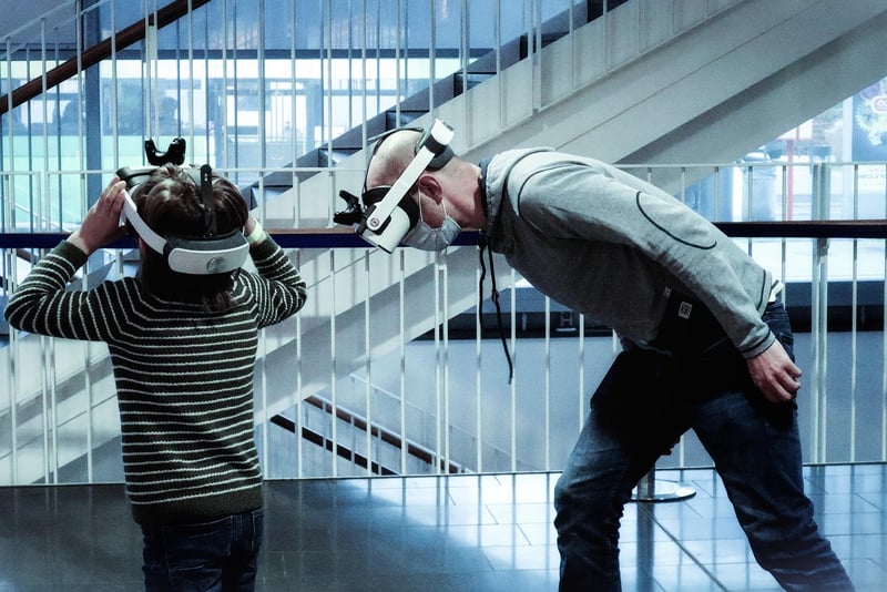 VR Communities